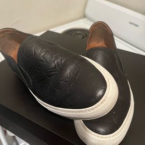 Black Givenchy  sneakers  size 38 in very good condition where a few times only